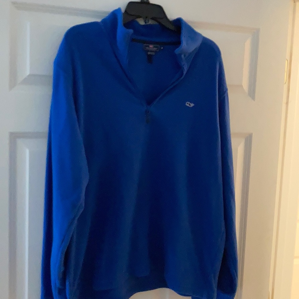 Men’s medium vineyard vines fleece